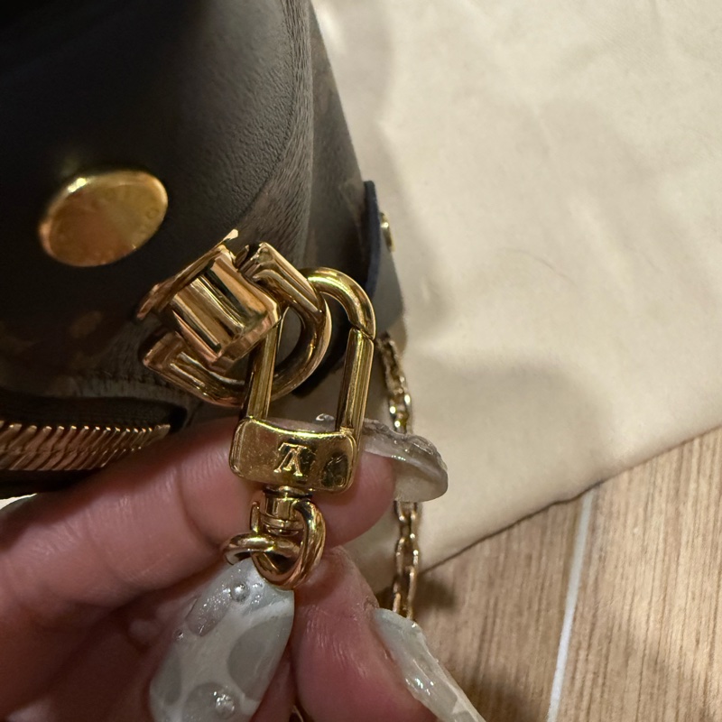 LV軟盒子便當盒M45571-14