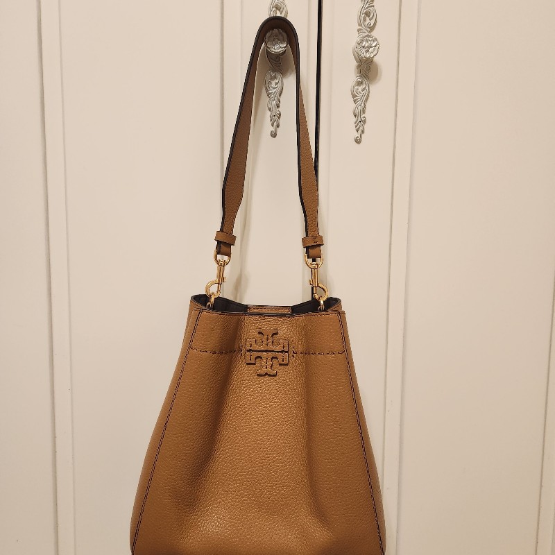 Tory Burch 棕色皮質肩背包-12