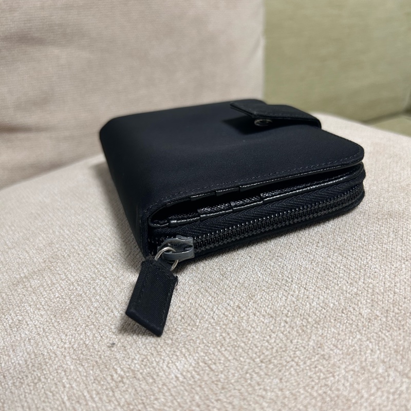 Prada vintage wallet 中古 中短夾-2