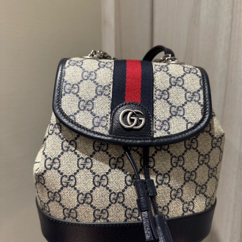 GUCCI 深藍色經典老花後背包-6