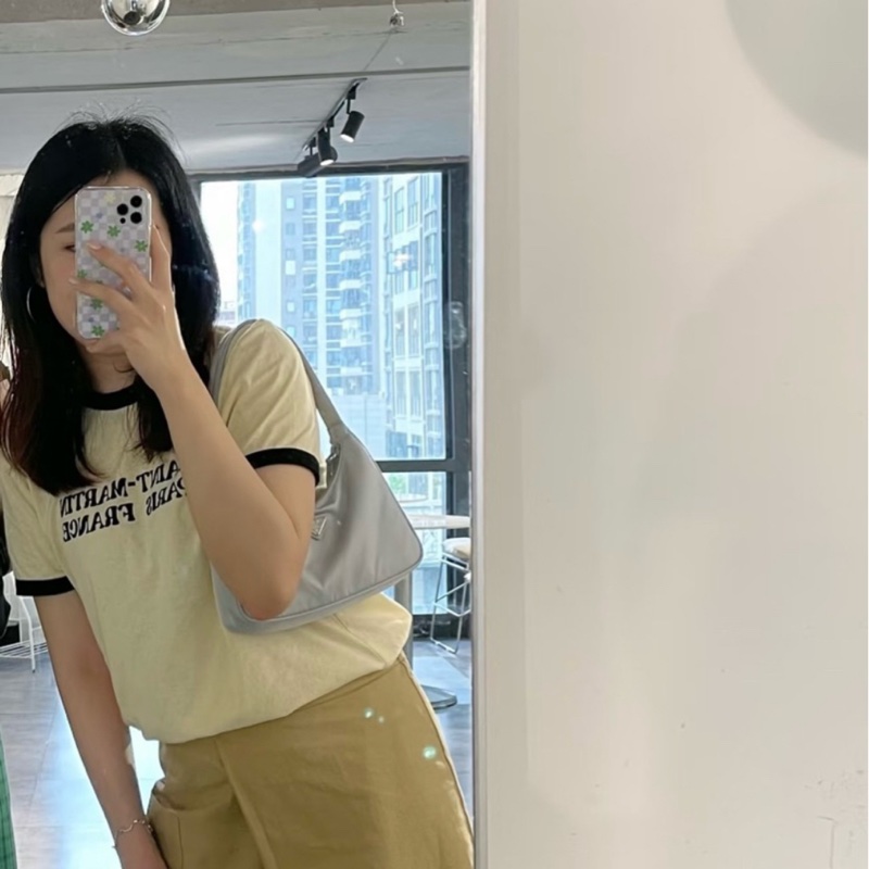 Prada 腋下尼龍包-2