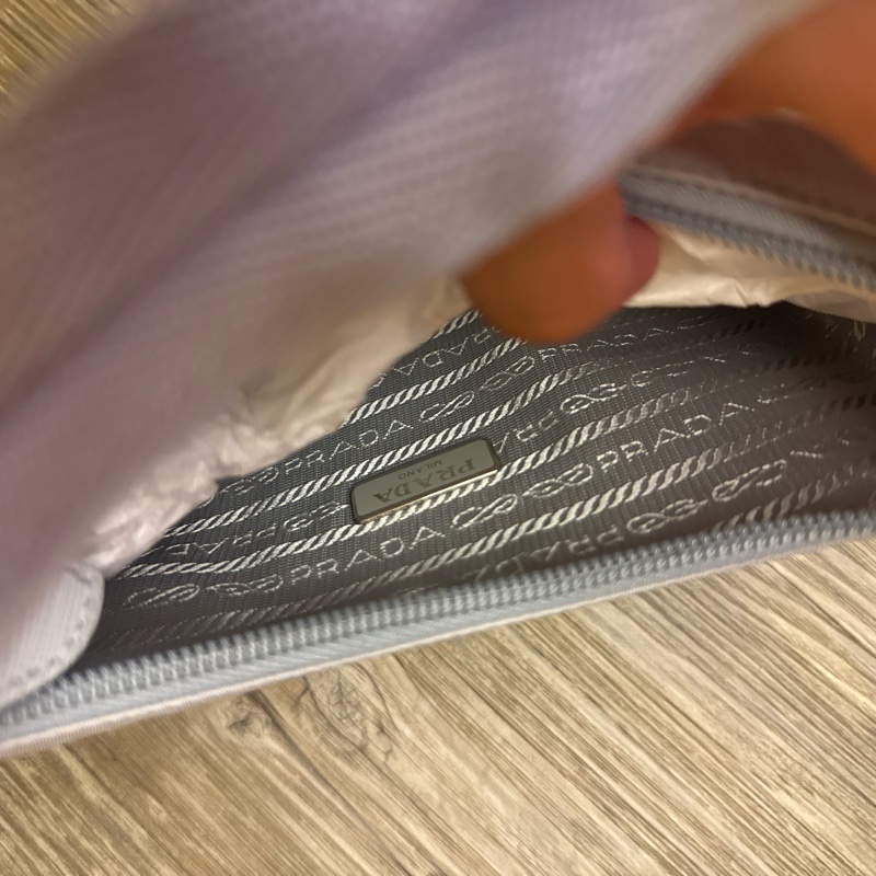 Prada 腋下尼龍包-8