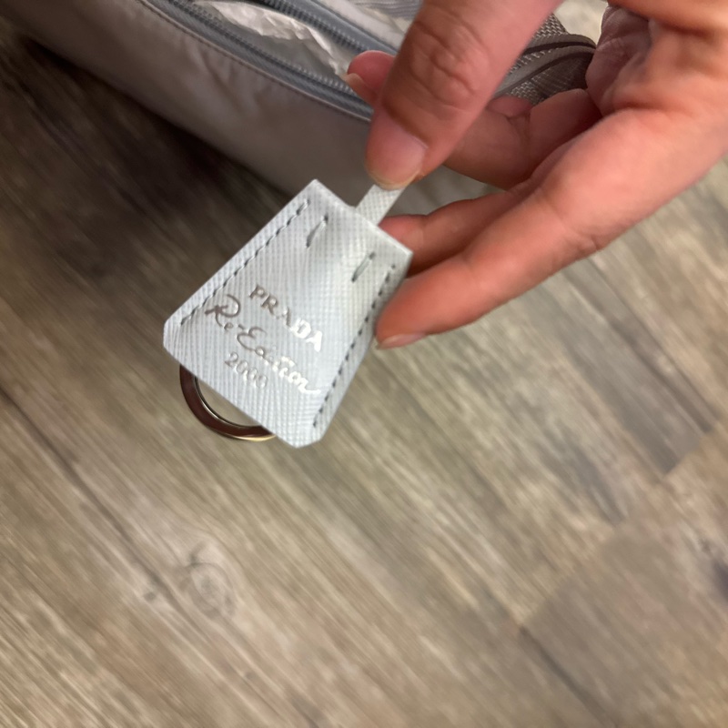 Prada 腋下尼龍包-10