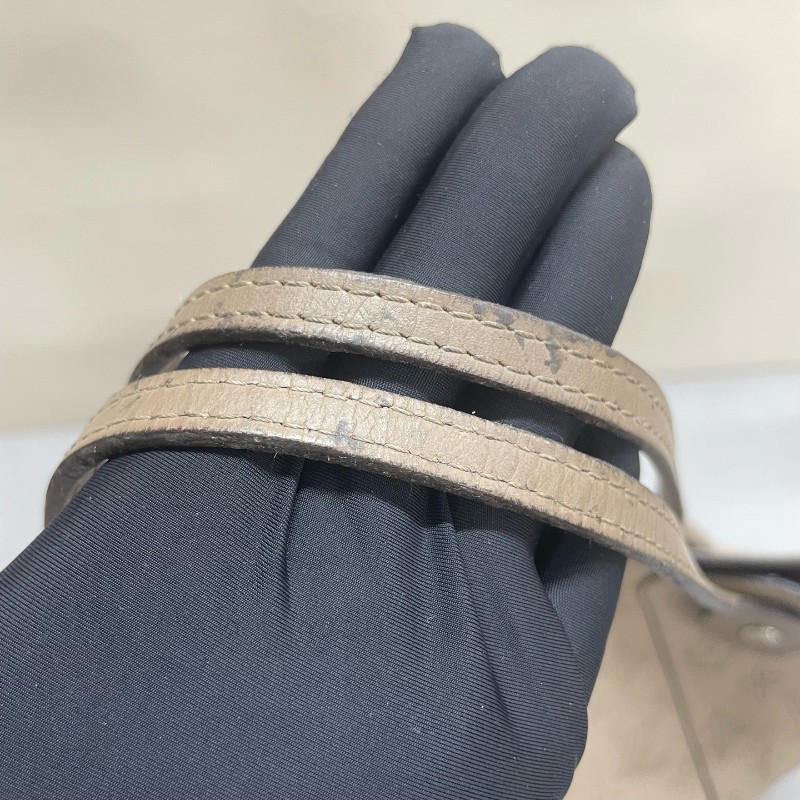 LV路易威登 大象灰月光女神托特包-7