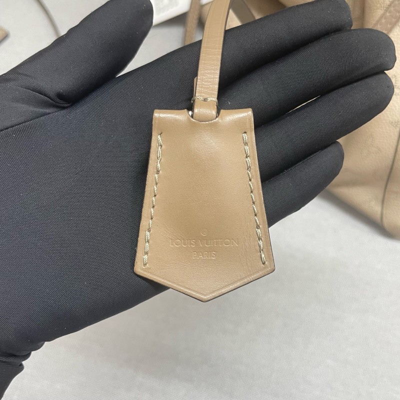 LV路易威登 大象灰月光女神托特包-8