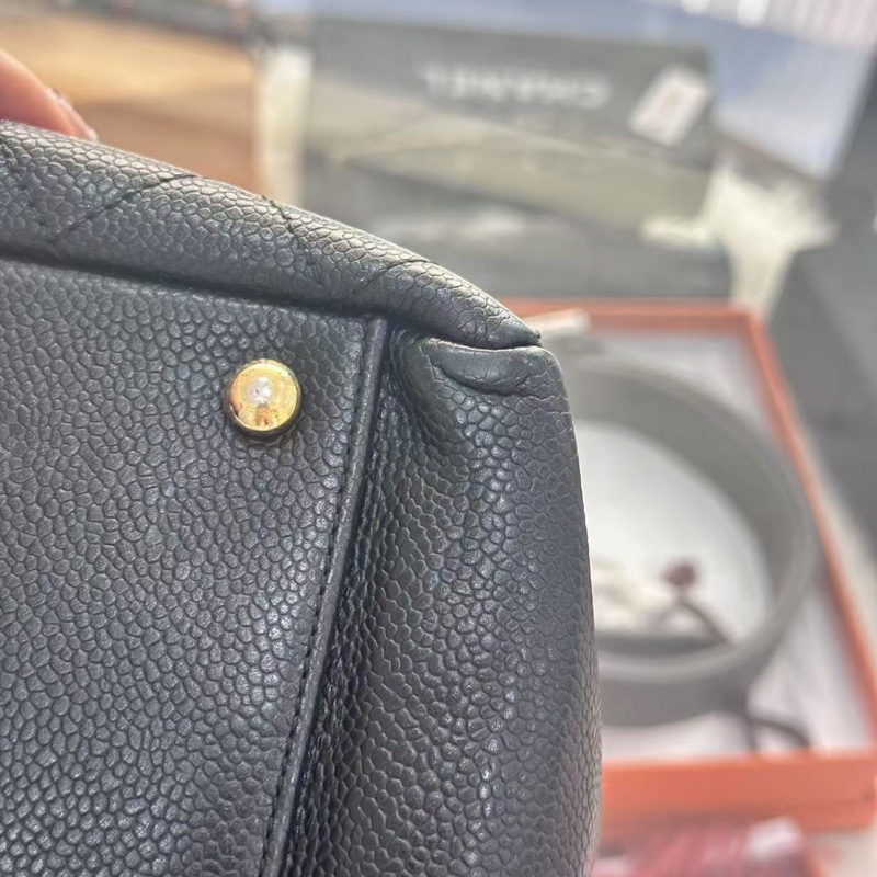 Chanel ptt 黑金荔枝牛皮托特包🉑肩背 #98閒置新 #耐操耐用大容量-12