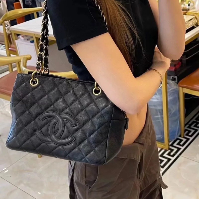 #全網最低 #15萬入手 香奈兒黑金荔枝皮托特包🉑肩背-1