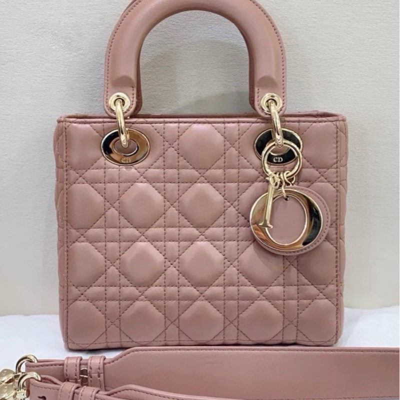 Dior迪奧 粉色 四格小羊皮徽章寬肩帶戴妃 18年編碼-0