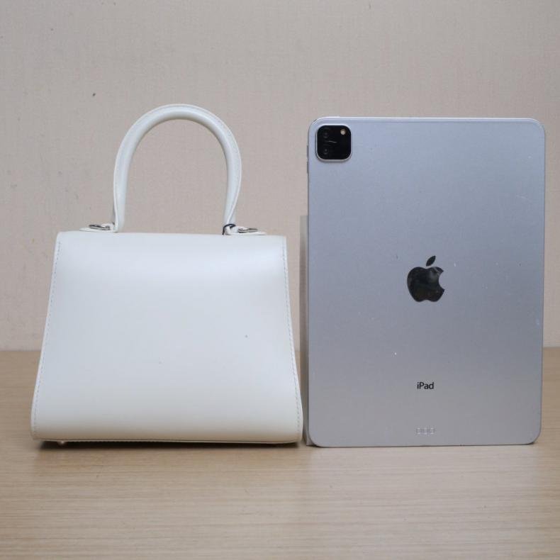 Glossy Mini 20白色皮革C 銀扣-1