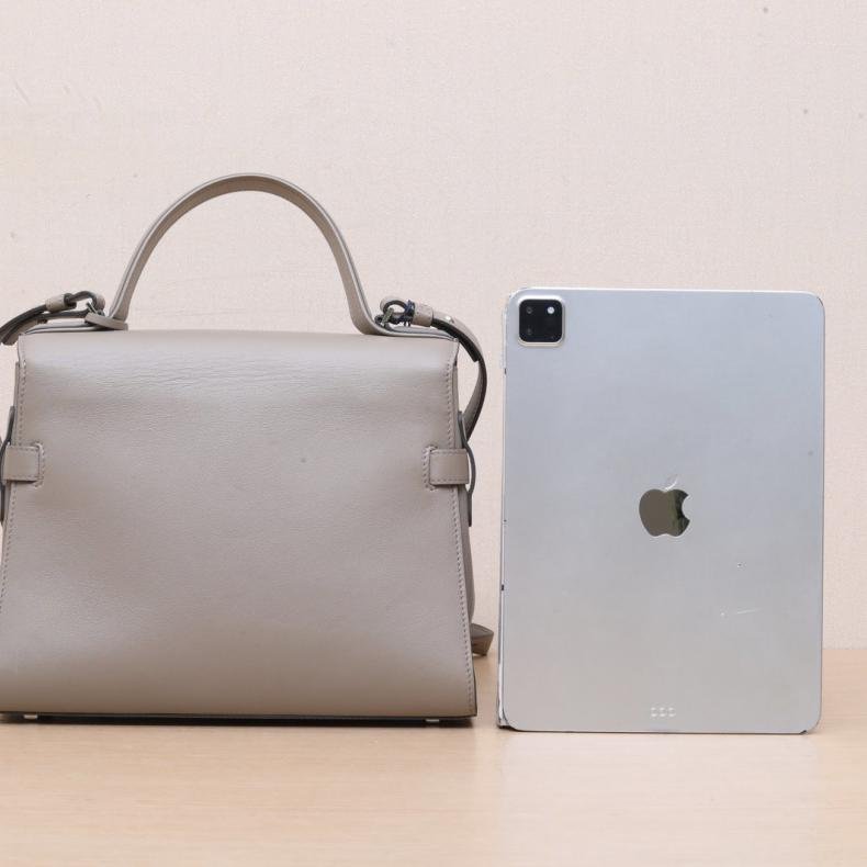 SWIFT皮 Tempete 中號 灰色 皮革C 銀扣-1