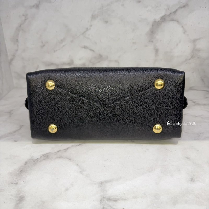 LV包包 黑牛皮壓紋Alma BB貝殼包M44829-2