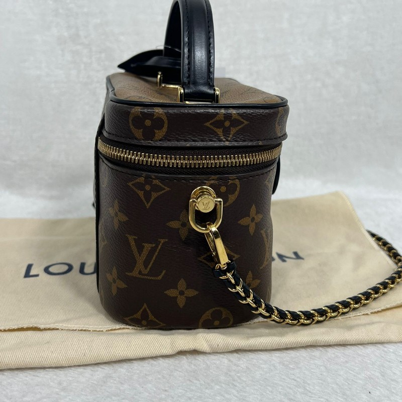 LV vanity case-7