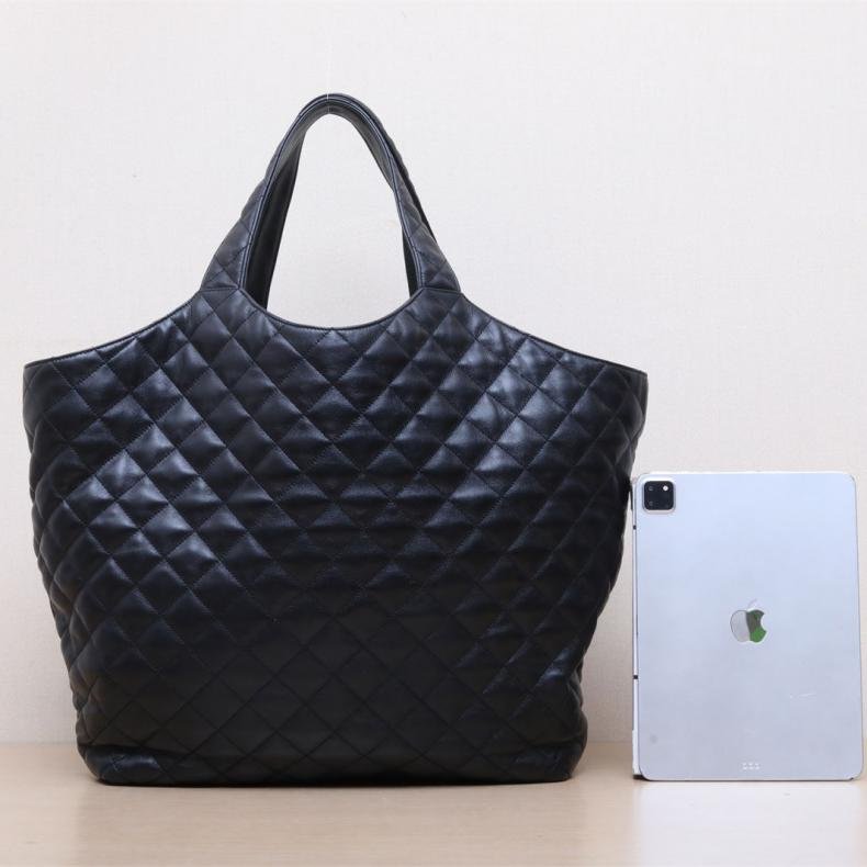 ICARE 加大號 絎縫 購物袋 MAXI 黑色 皮革S 金扣-1