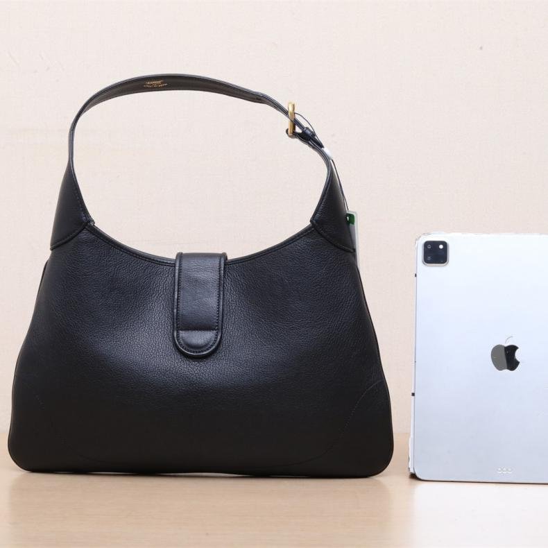 Aphrodite 新月包 中號 39 皮革S 金扣-1