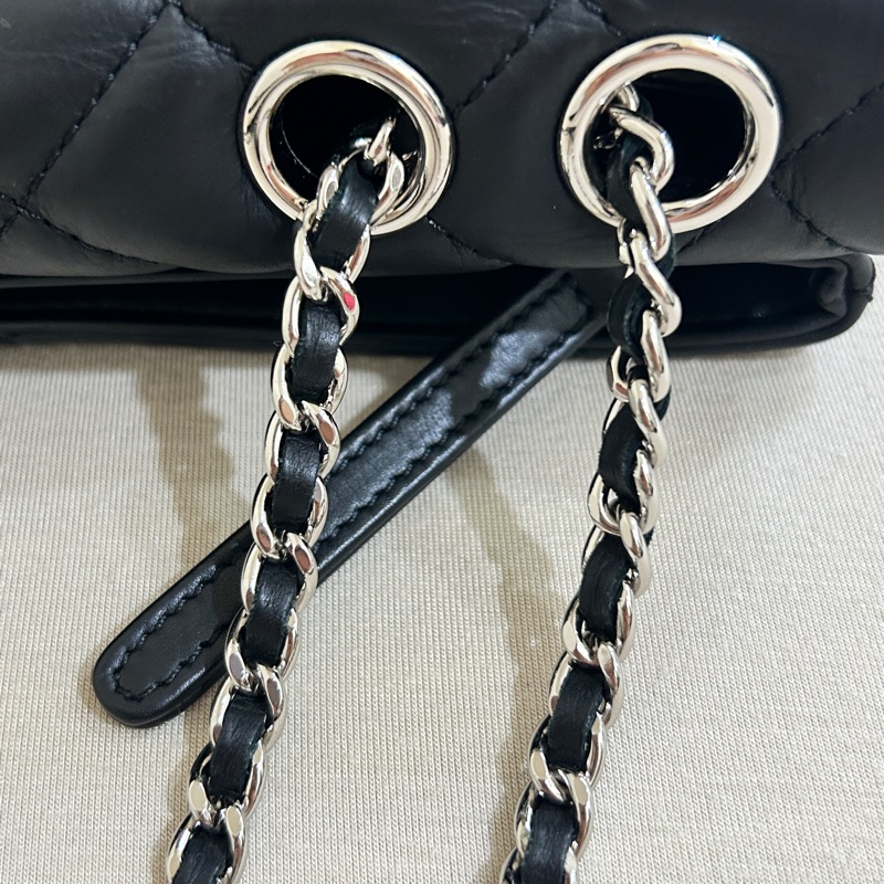 超美!Chanel Matelasse銀扣小羊皮肩背包-8