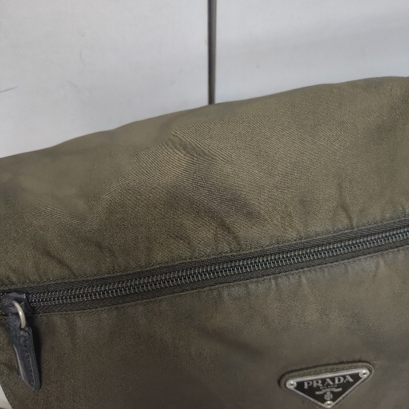 ㊣✨PRADA✨（附防塵袋）普拉達 墨綠色 帆布 皮革 口袋 郵差包 肩背包 斜背包 /二手包/二手精品🌳二手樹屋🌳-18