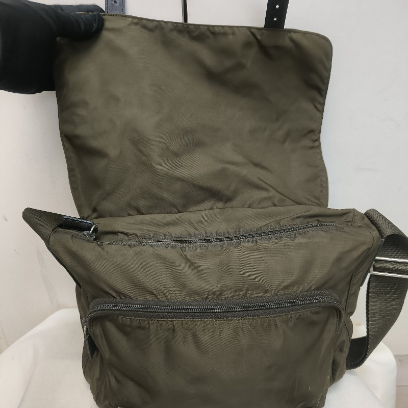 ㊣✨PRADA✨（附防塵袋）普拉達 墨綠色 帆布 皮革 口袋 郵差包 肩背包 斜背包 /二手包/二手精品🌳二手樹屋🌳-31