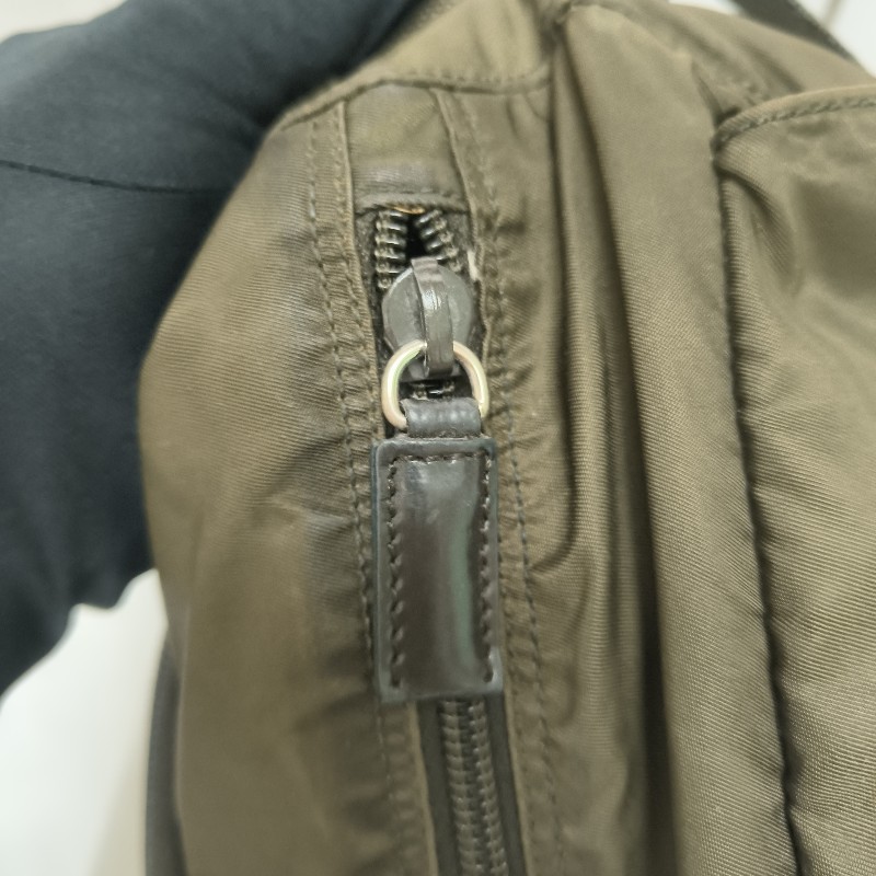 ㊣✨PRADA✨（附防塵袋）普拉達 墨綠色 帆布 皮革 口袋 郵差包 肩背包 斜背包 /二手包/二手精品🌳二手樹屋🌳-35