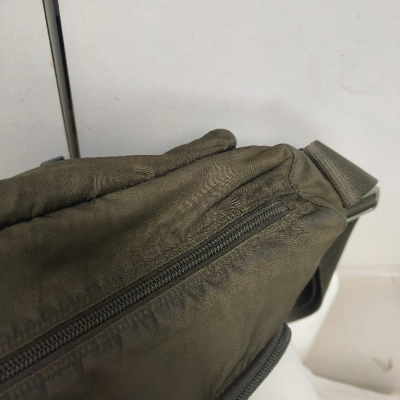 ㊣✨PRADA✨（附防塵袋）普拉達 墨綠色 帆布 皮革 口袋 郵差包 肩背包 斜背包 /二手包/二手精品🌳二手樹屋🌳-40