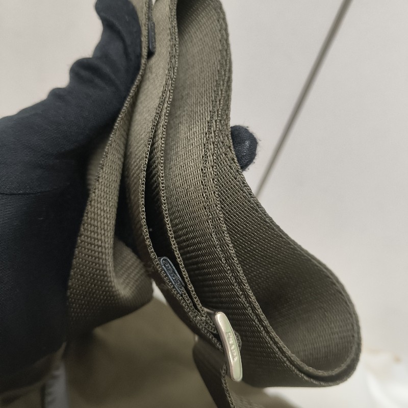 ㊣✨PRADA✨（附防塵袋）普拉達 墨綠色 帆布 皮革 口袋 郵差包 肩背包 斜背包 /二手包/二手精品🌳二手樹屋🌳-59