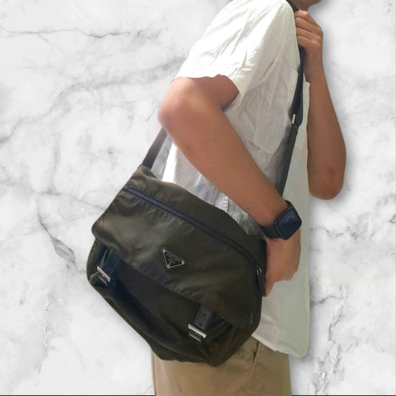 ㊣✨PRADA✨（附防塵袋）普拉達 墨綠色 帆布 皮革 口袋 郵差包 肩背包 斜背包 /二手包/二手精品🌳二手樹屋🌳-63