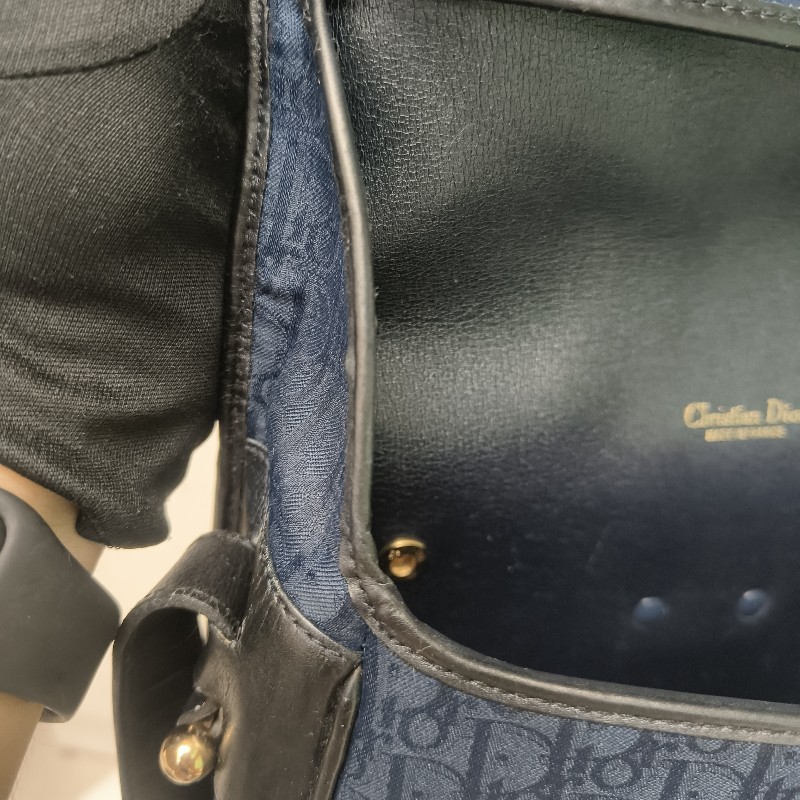 🔥衝破200銷售🔥【限時降價回饋至9/21】㊣✨Christian Dior✨迪奧 CD 深藍色 老花 刺繡 牛皮 肩背包 郵差包 信封包 斜背包/二手包/保證正品🌳二手樹屋🌳-47
