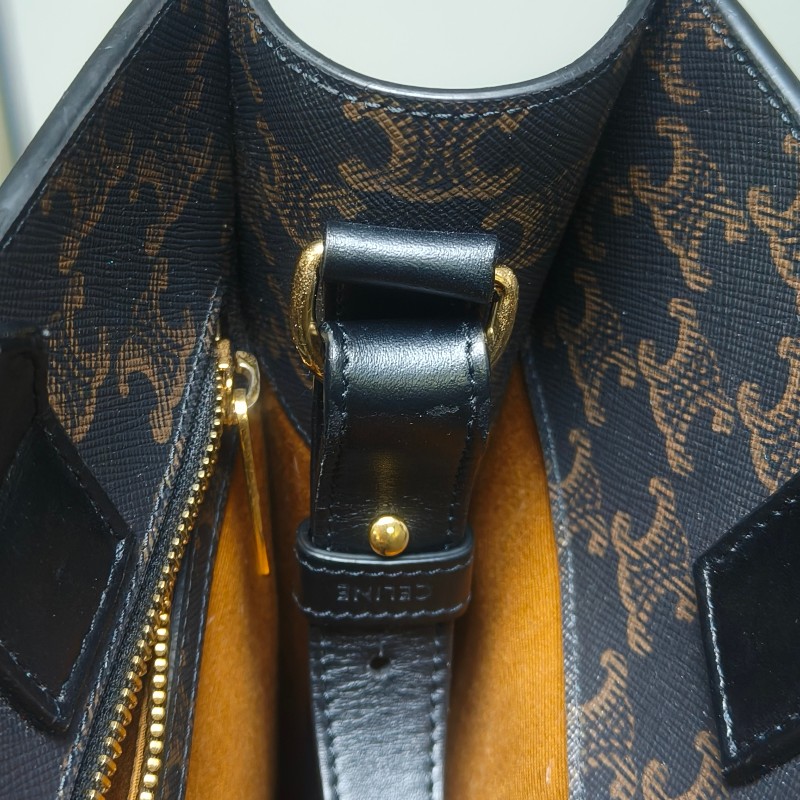 【🐴馬上下單最優惠】🧧限時降價至2/11（原$27800）【8成新】㊣✨CELINE✨(附防塵袋)經典 凱旋門 老花 TRIOMPHE 大款 緹花 印字 琴譜包 文件包 通勤包 手提包 斜背包 肩背包/二手包/保證正品🌳二手樹屋🌳-60