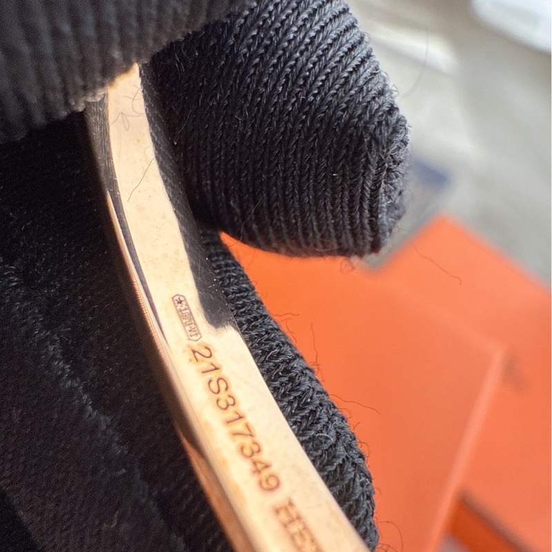 HERMES 鉚釘玫瑰金手環-9