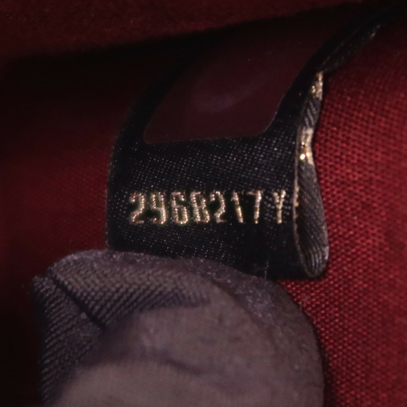 BVLGARI 牛皮皮革Serpenti Forever金扣肩背袋-6