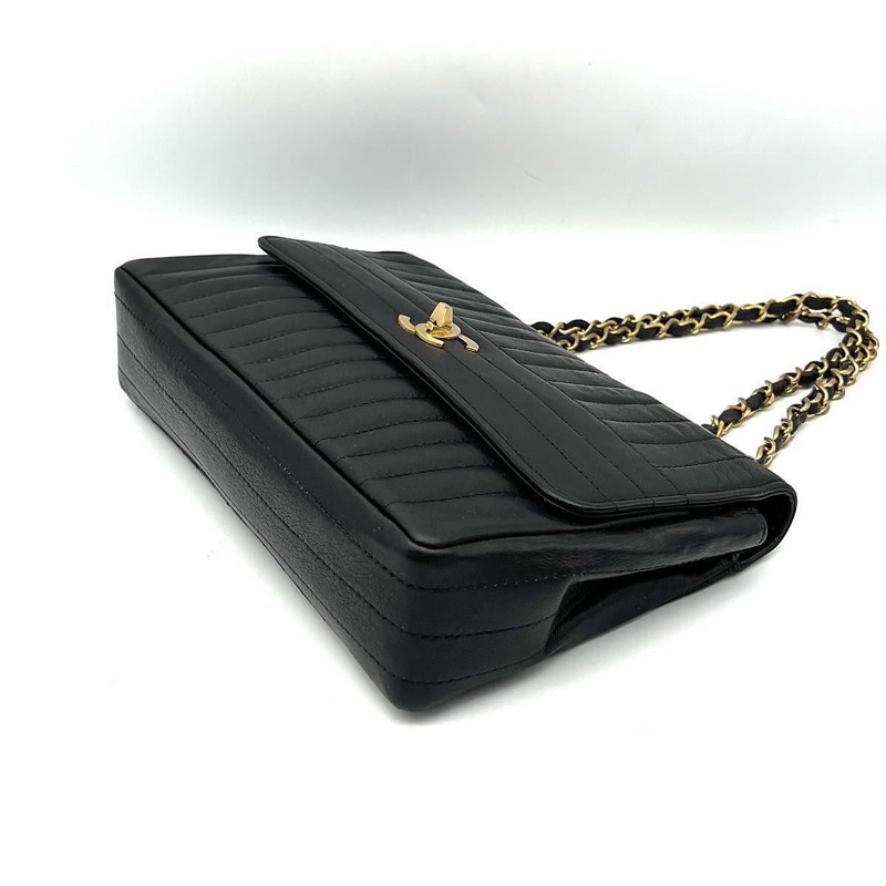 ✨ CHANEL 🌟香奈兒經典老香包 – 法國製造 絕版款 ✨ 轉釦 雙鏈 黑金羊 厚羊皮古董包-9