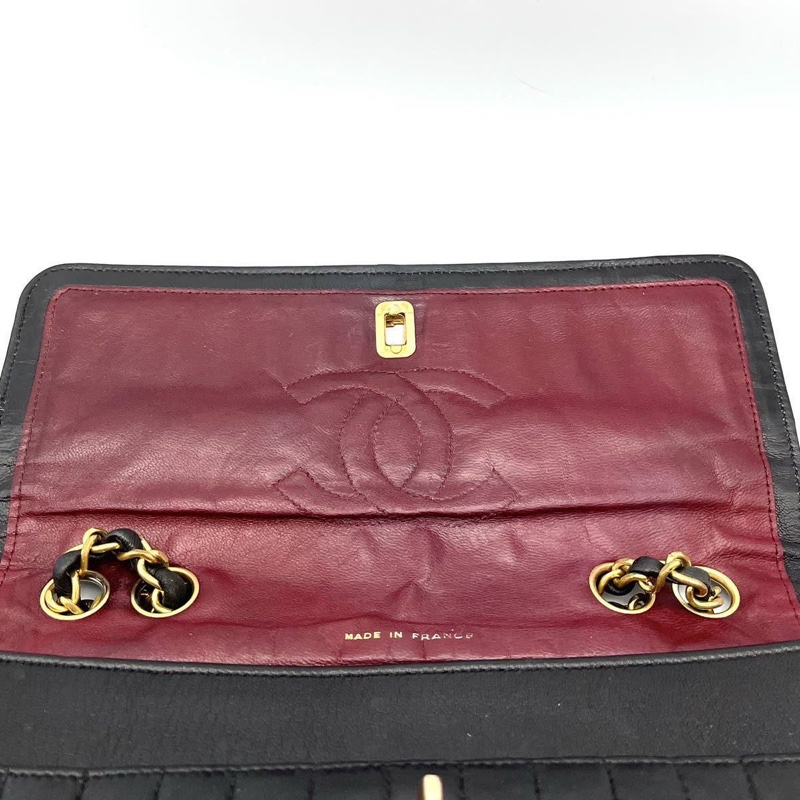 ✨ CHANEL 🌟香奈兒經典老香包 – 法國製造 絕版款 ✨ 轉釦 雙鏈 黑金羊 厚羊皮古董包-11