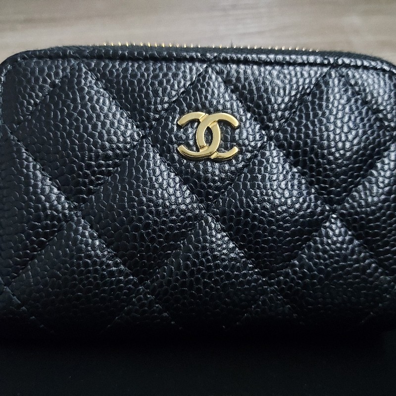 Chanel 魚子醬菱格紋黑色配淡金拉鍊銀包咭包-0