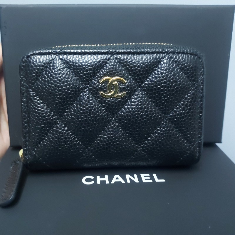 Chanel 魚子醬菱格紋黑色配淡金拉鍊銀包咭包-5