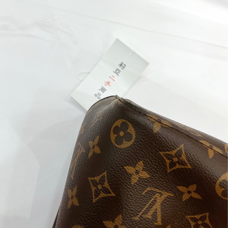 莉亞精品♡ LV M41440 Neonoe BB 老花水桶 黑色 九新美包-15