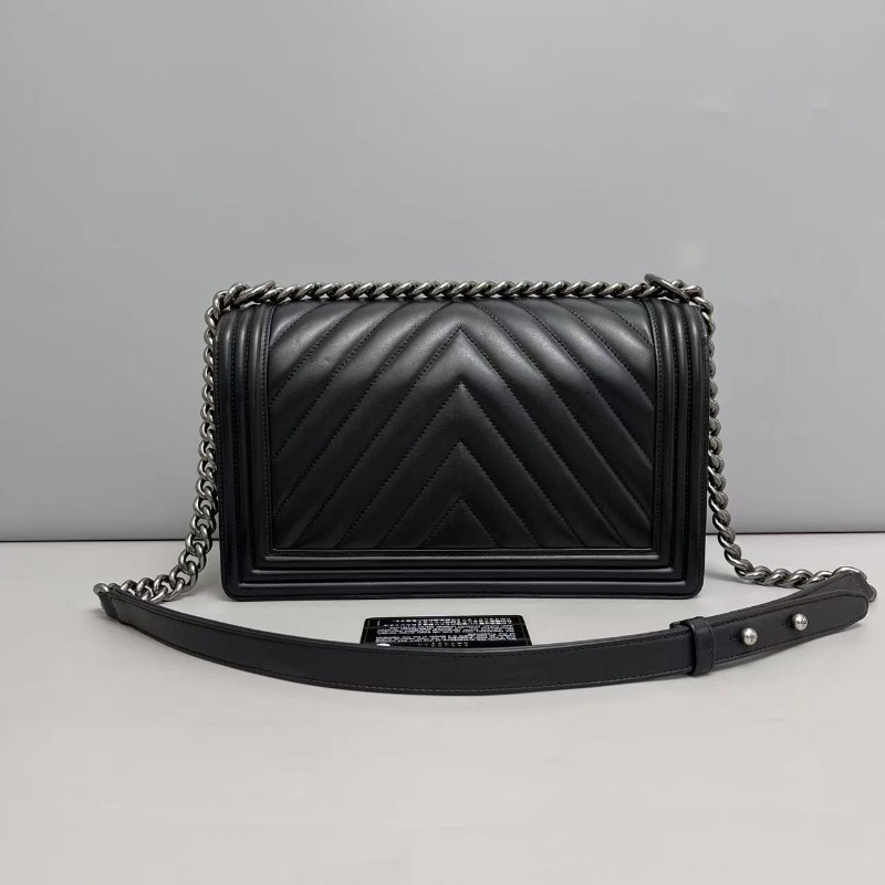 Chanel香奈兒 leboy大號黑銀V紋牛皮包 肩背包 斜背包 22開-1