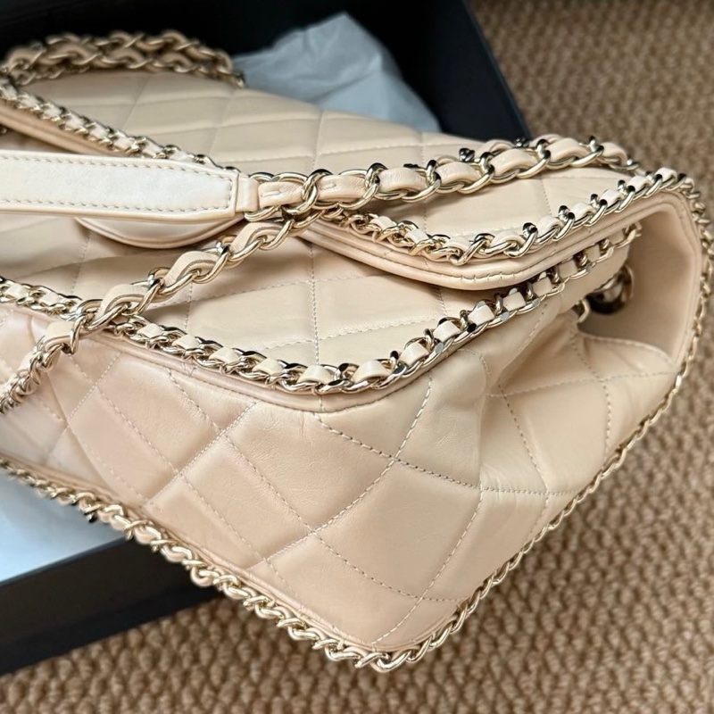 Chanel 香奈兒❤️奶茶色金扣菱格滾邊鏈條cf鏈條包25x16-3