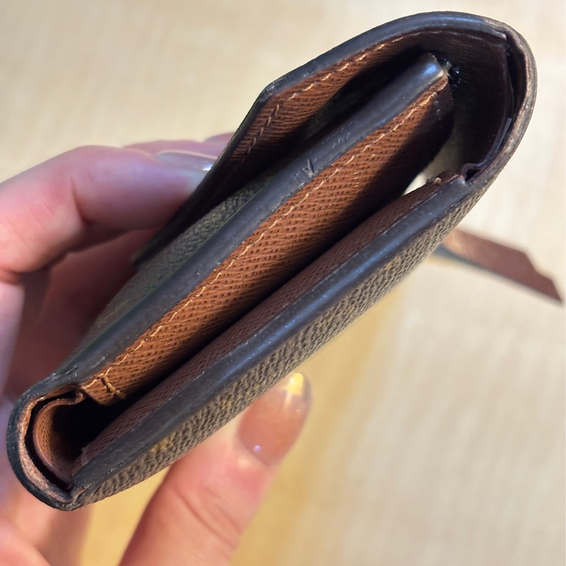 Louis Vuitton Victorine 錢包 三折短夾-9