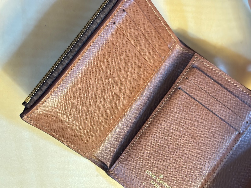 Louis Vuitton Victorine 錢包 三折短夾-10