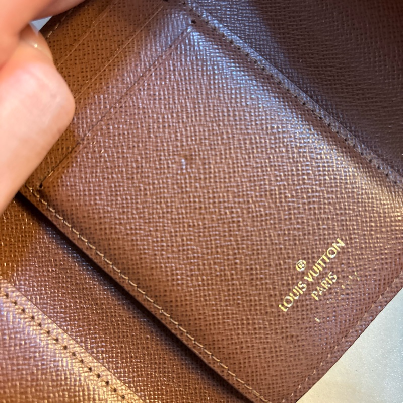 Louis Vuitton Victorine 錢包 三折短夾-14
