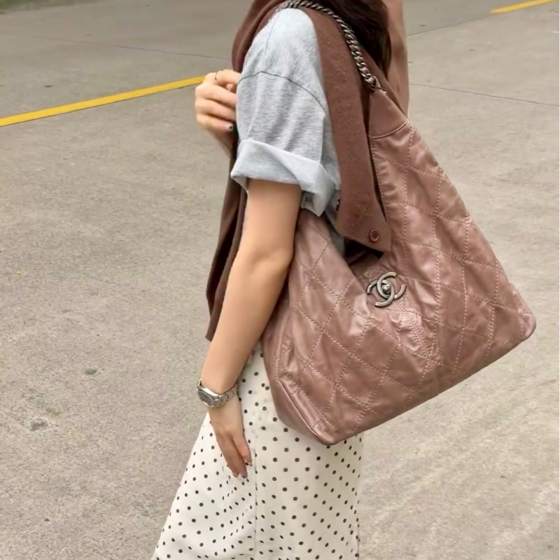 Chanel 油蠟牛皮 hobo 機場托特包-2