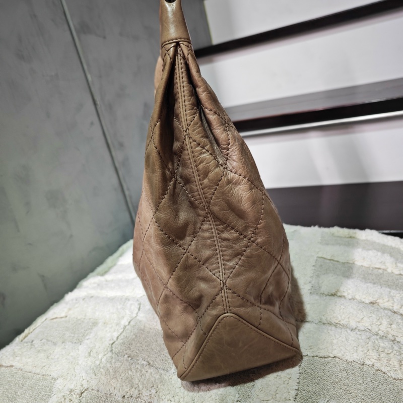 Chanel 油蠟牛皮 hobo 機場托特包-6