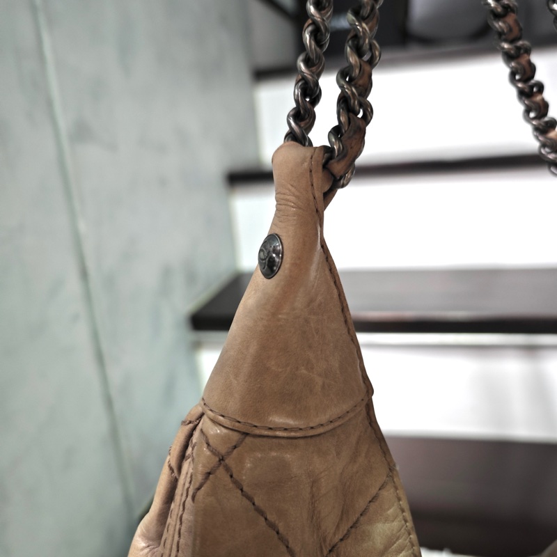 Chanel 油蠟牛皮 hobo 機場托特包-8