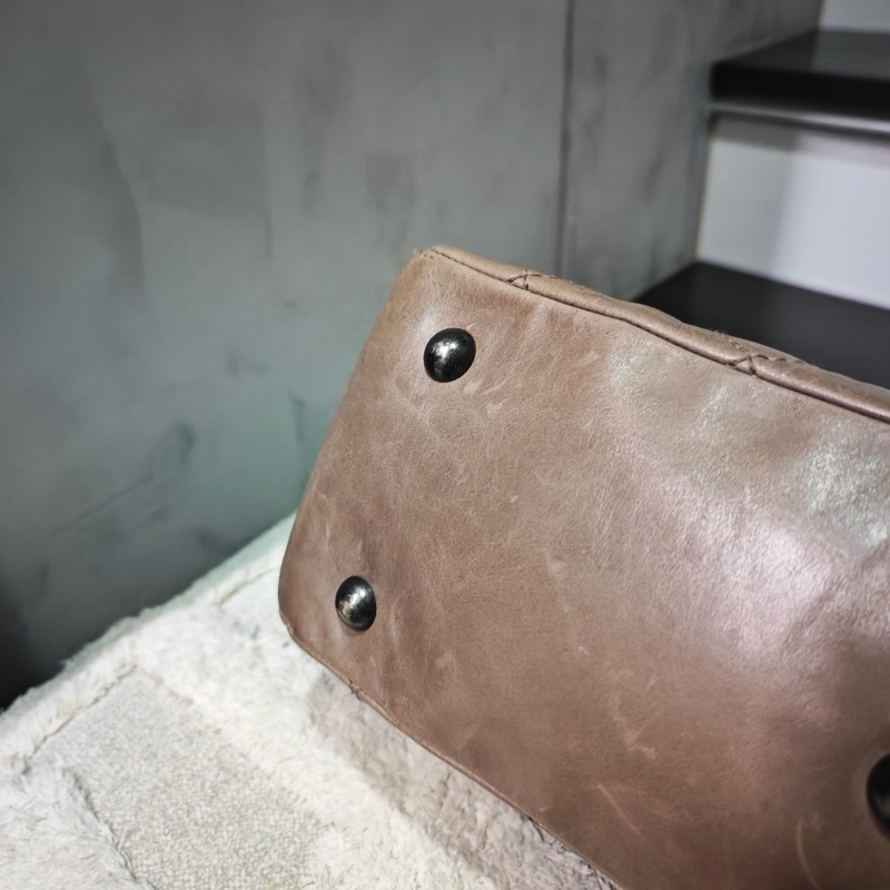 Chanel 油蠟牛皮 hobo 機場托特包-20