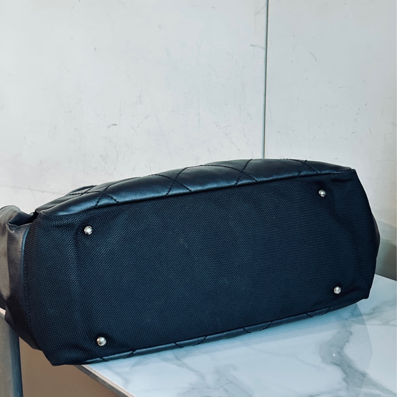 🉑肩背 #13萬入手 #全網最低 香奈兒黑銀托特包 巨甜價轉賣都賺錢💰超酷帥男女同款🔥-7