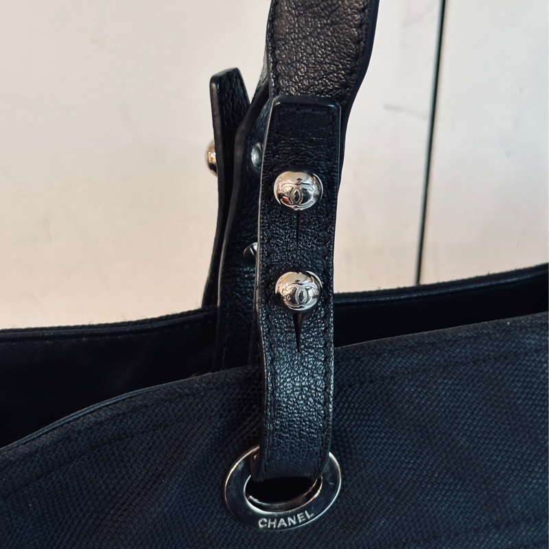 🉑肩背 #13萬入手 #全網最低 香奈兒黑銀托特包 巨甜價轉賣都賺錢💰超酷帥男女同款🔥-14