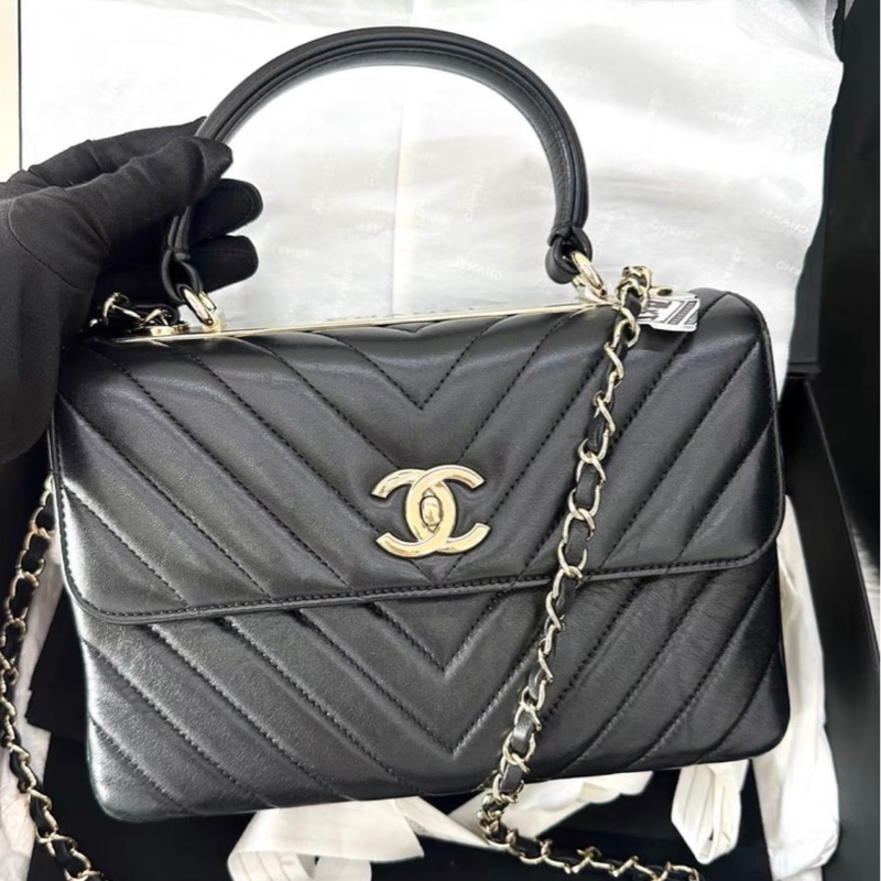 98新 香奈兒/Chanel Trengy cc系列   V紋經典黑金鍊條手提斜挎包 26開 附件：盒子 塵袋  保卡 手提袋 尺寸25×17.5×8cm-0