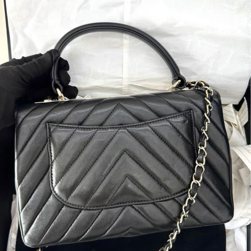98新 香奈兒/Chanel Trengy cc系列   V紋經典黑金鍊條手提斜挎包 26開 附件：盒子 塵袋  保卡 手提袋 尺寸25×17.5×8cm-1