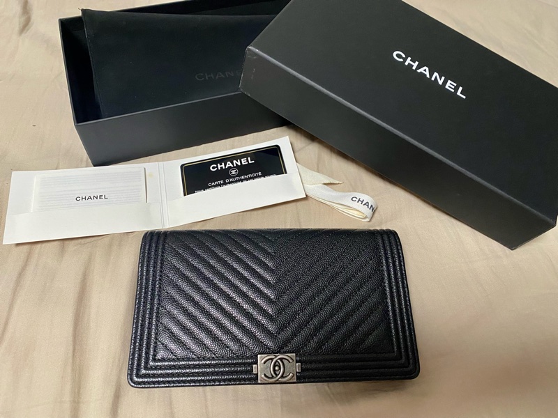 Chanel Boy 長夾 銀扣-0