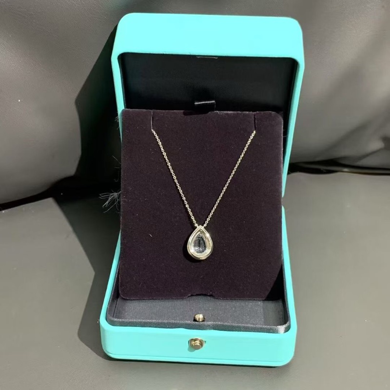 Tiffany蒂芙尼 Soleste系列1.25 克拉海藍寶石鑽石項鍊, 實在太美了-1