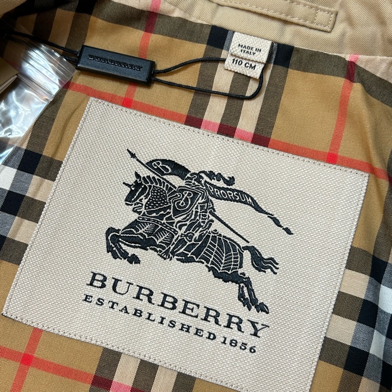 BURBERRY英國童款蜜色風衣4Y-13